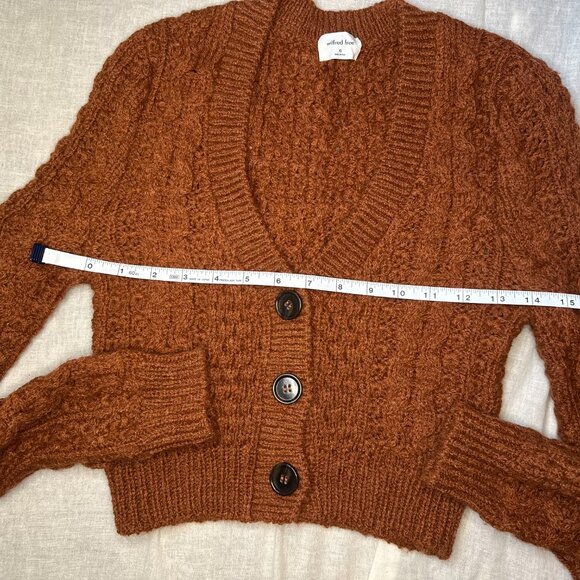 Aritzia Cardigan - Picture 8 of 8